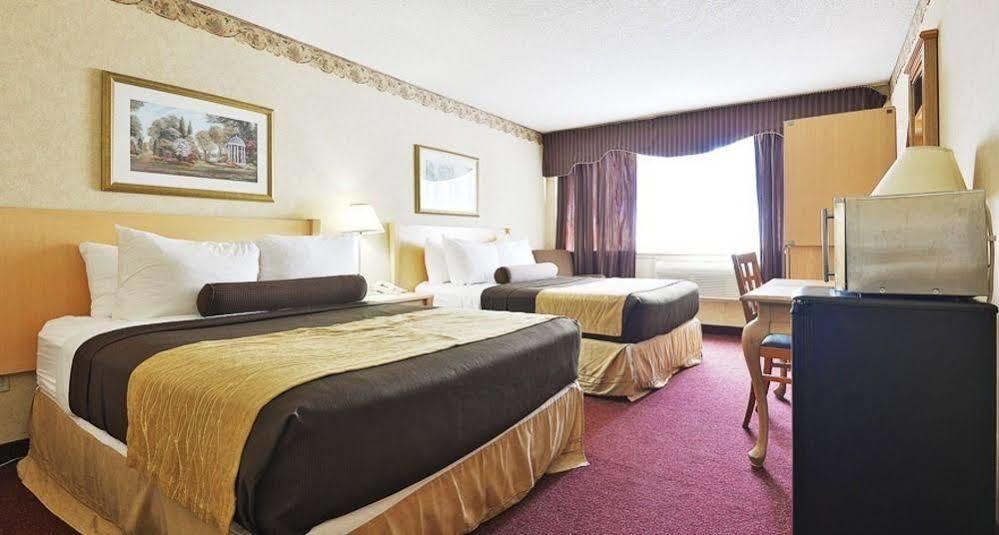 The Marigold Hotel Brampton Esterno foto